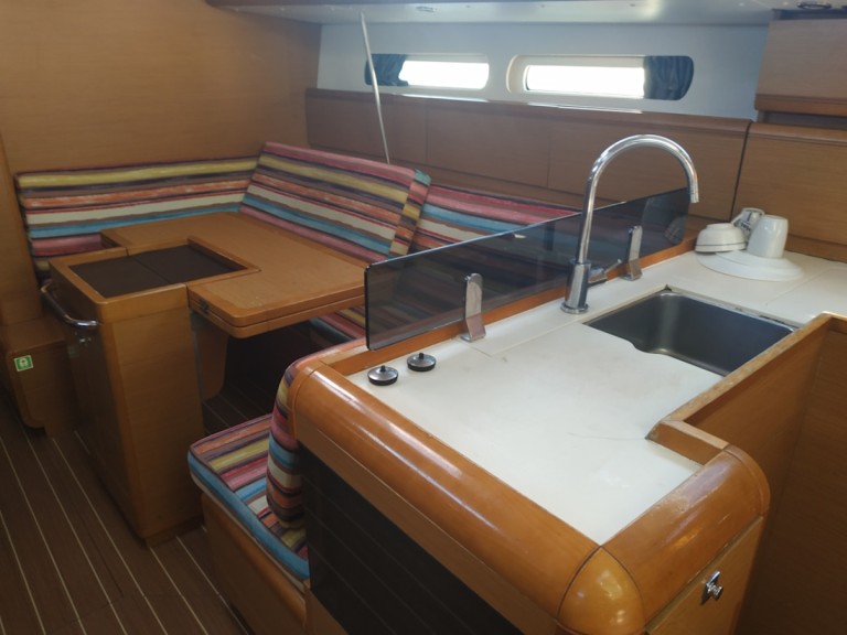 Sailboat hire in Rhodes (City) - Jeanneau Sun Odyssey 409