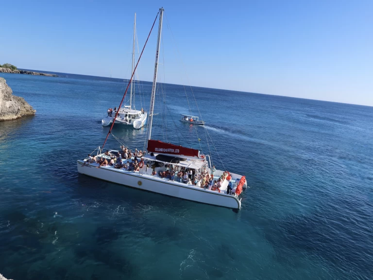 Hire Catamaran Custom Made with a boat licence