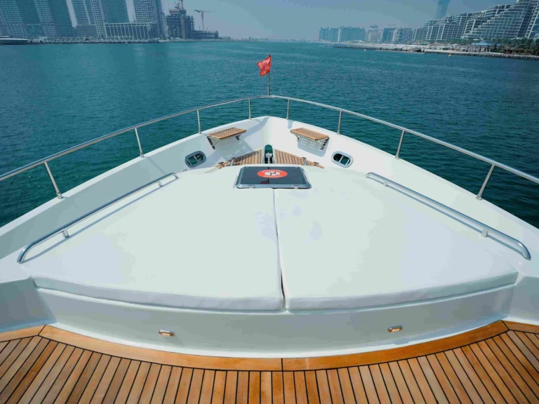 Hire Luxury Yacht with or without skipper HAYSEA Dubai Marina