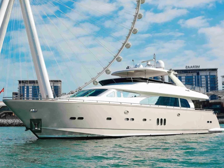 Luxury Yacht hire in Dubai Marina - Horizon 98