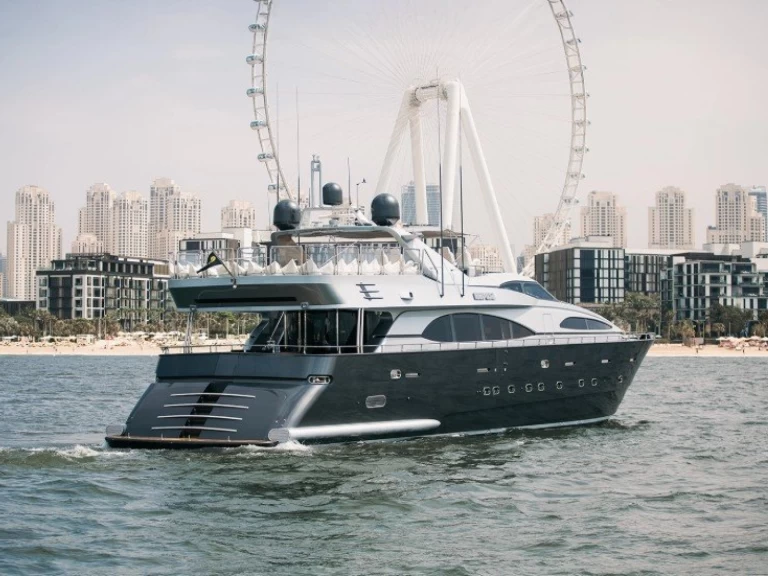 Luxury Yacht hire in Dubai Marina - Azimut Azimut 100 