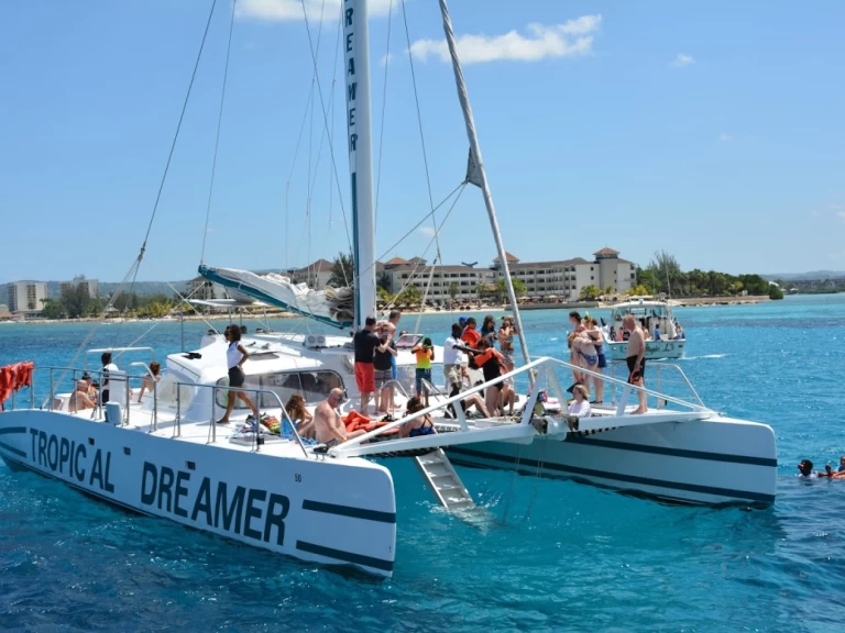 Charter a Custom CUSTOM MADE in Montego Bay on Samboat