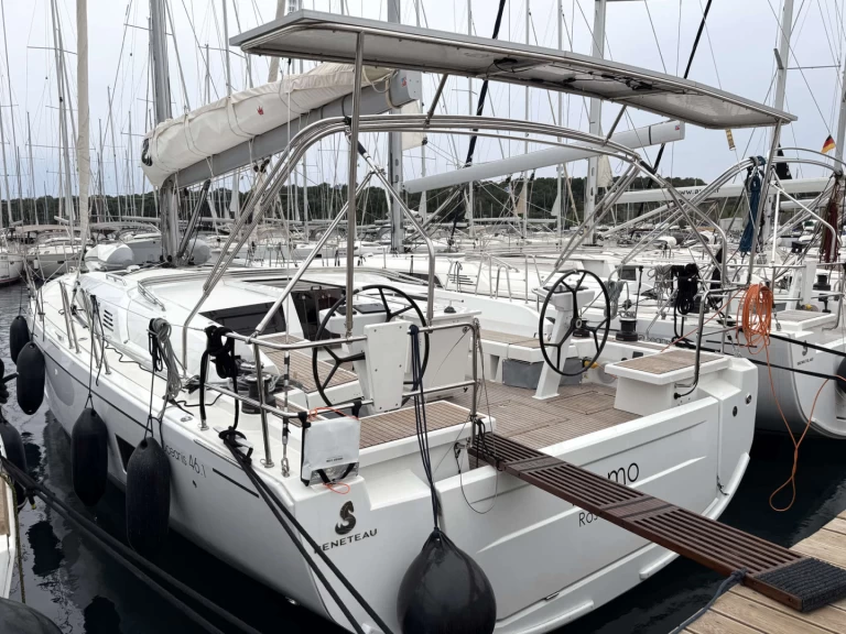 Hire a Bénéteau Oceanis 46.1 Pula
