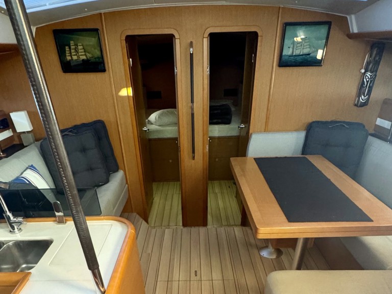 Sailboat to hire Dubrovnik at the best price