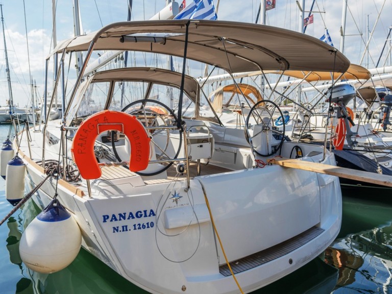 Hire Sailboat with or without skipper Jeanneau Zakynthos (Island)