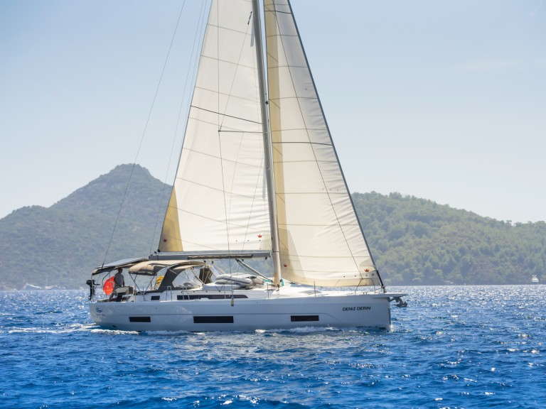 Hire a Dufour Dufour 470 Göcek