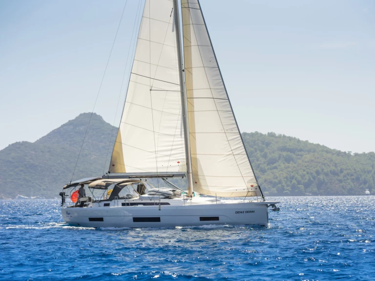 Hire a Dufour Dufour 470 Göcek