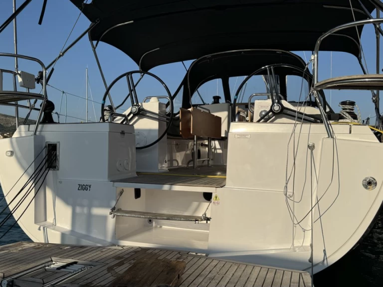 Sailboat to hire Trogir at the best price