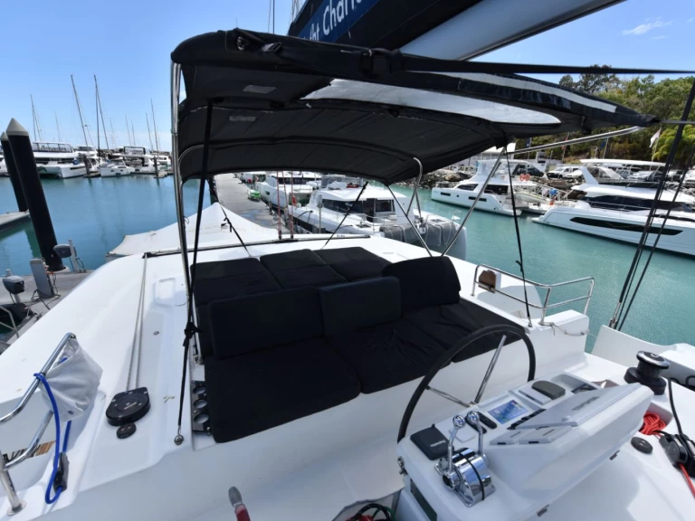 Yacht hire Airlie Beach cheap Lagoon 50