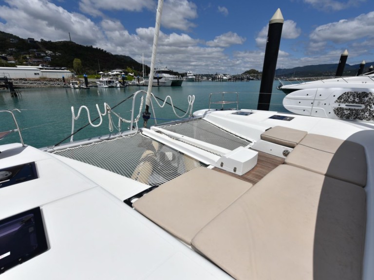 Charter a Lagoon Lagoon 50 in Airlie Beach on Samboat