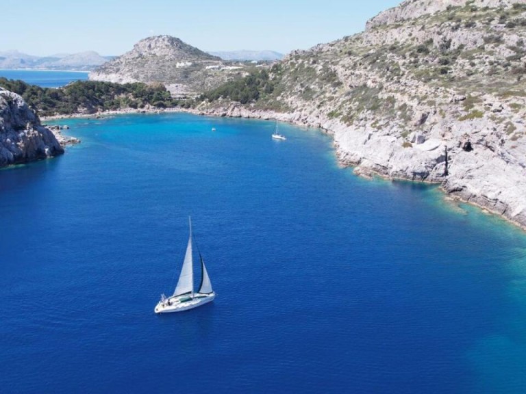 Sailboat hire in Rhodes (City) - Bénéteau First 45 F5 - 4 cab.