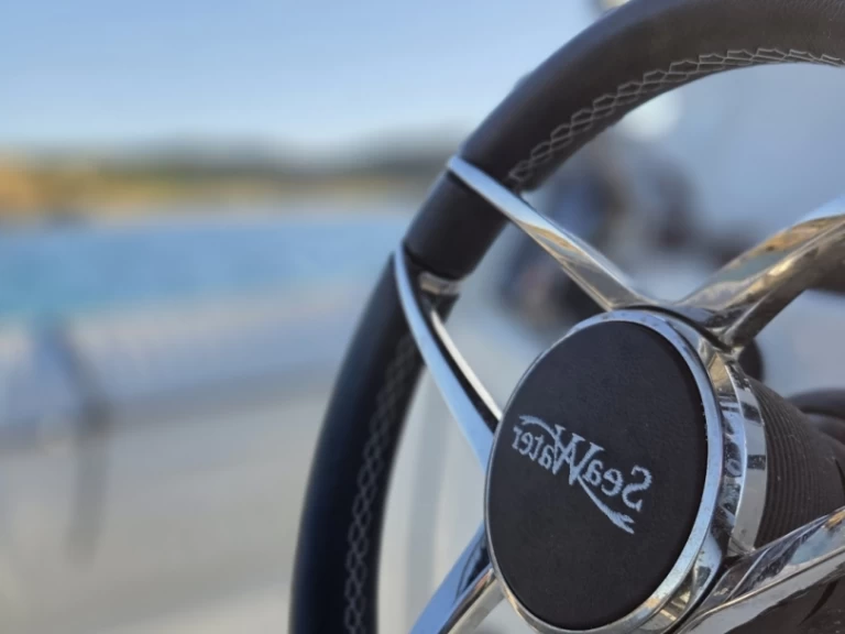 Hire RIB with or without skipper Sea Water Port de Cavalaire-sur-Mer