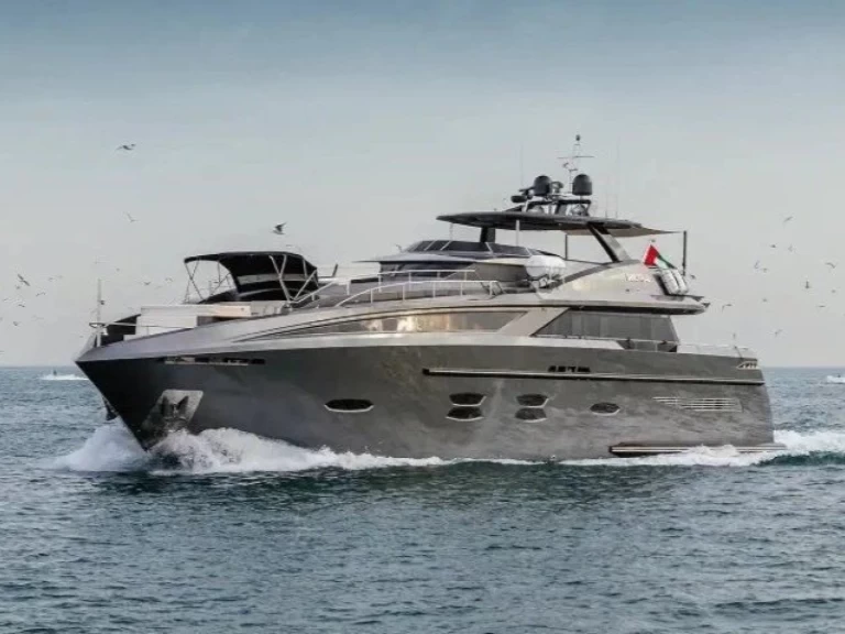 Hire a lOGOS 115 Dubai Marina