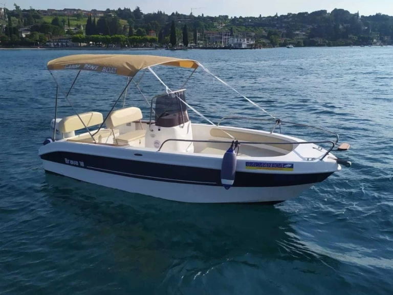 Hire Motorboat with or without skipper Mingolla Sirmione