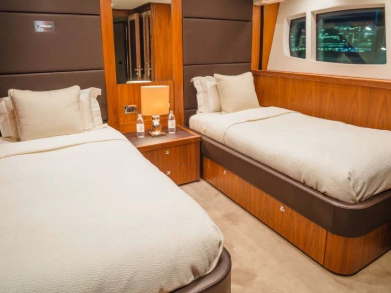 Luxury Yacht to hire Dubai Marina at the best price