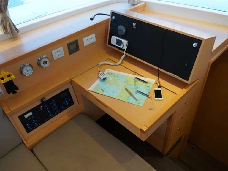 Catamaran hire in Gouvia - Lagoon Lagoon 400 S2[G]