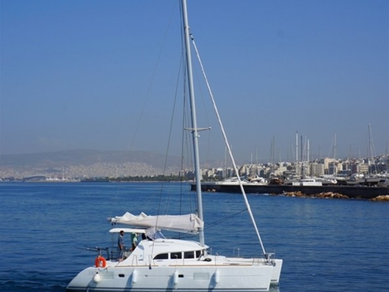 Catamaran hire in Gouvia - Lagoon Lagoon 380 S2[G]