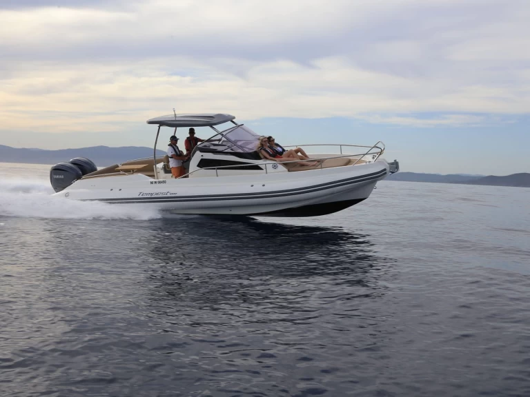 Hire RIB with or without skipper Capelli Marine de Sant'Ambrogio