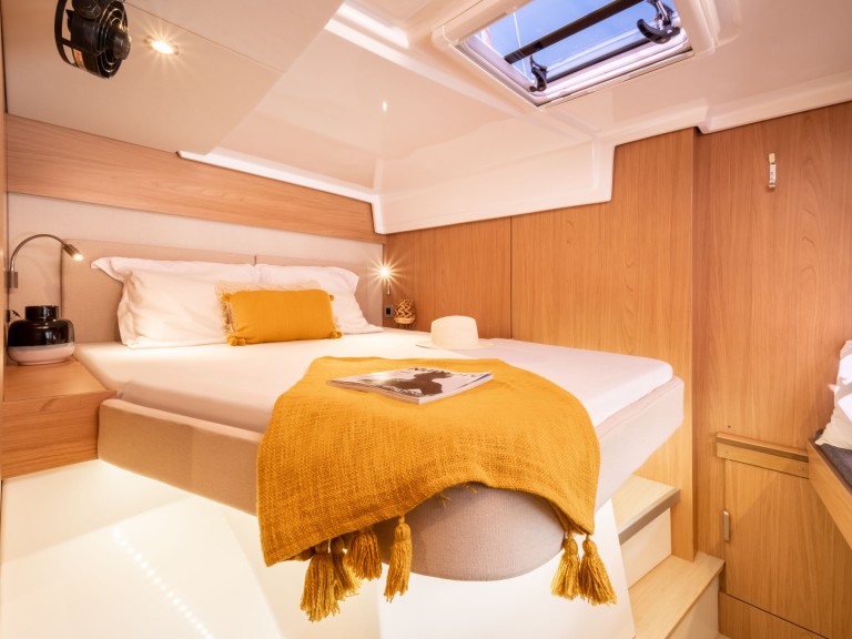 Catamaran to hire Saint-Mandrier-sur-Mer at the best price