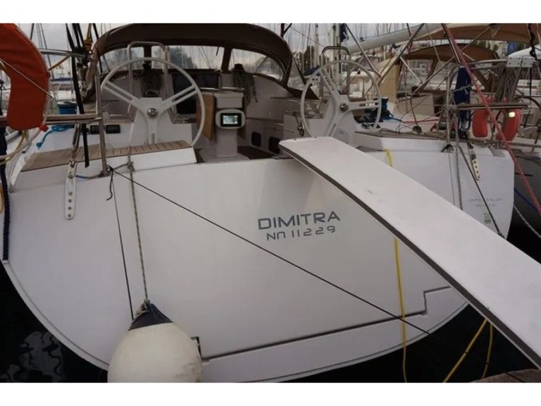 Sailboat to hire Gouvia at the best price