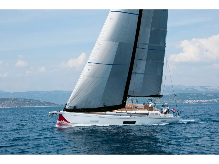 Sailboat hire in Kaštela - Bénéteau First 53
