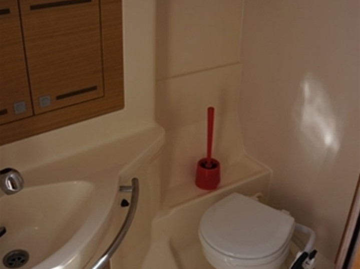 Hire Sailboat with or without skipper Elan Gouvia