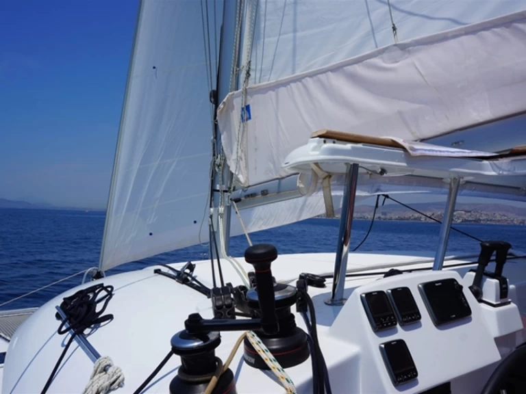 Yacht charter Gouvia - Lagoon Lagoon 380 S2[G] on SamBoat