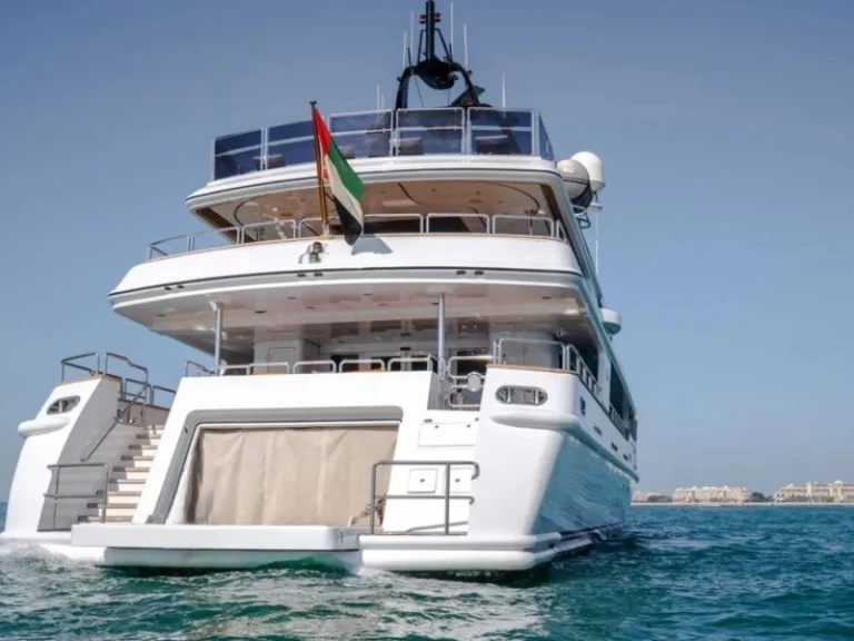 Luxury Yacht to hire Dubai Marina at the best price