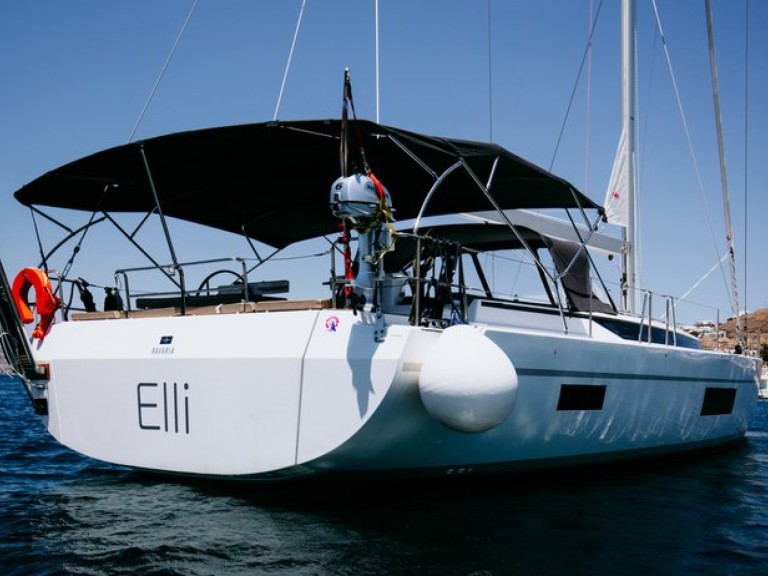 Hire Sailboat with or without skipper Bavaria Alimos