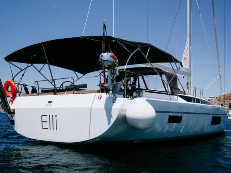 Hire Sailboat with or without skipper Bavaria Alimos