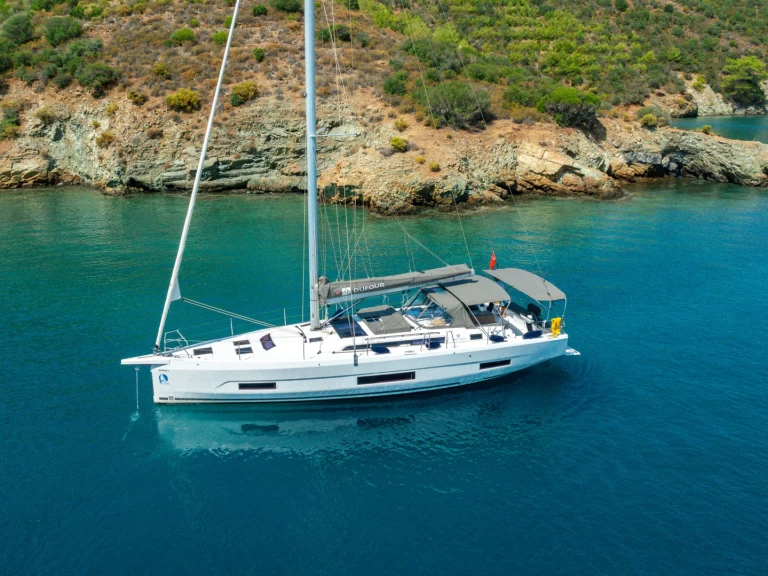 Sailboat hire in Fethiye - Dufour Dufour 470