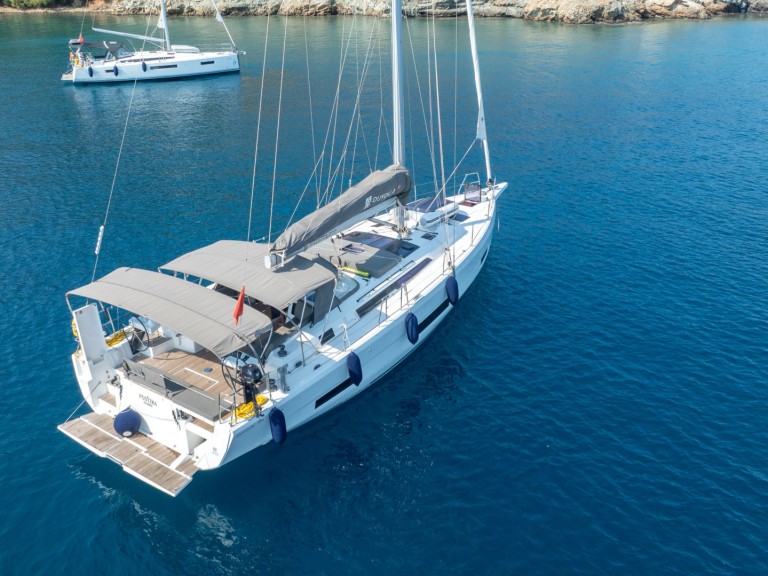 Sailboat hire in Fethiye - Dufour Dufour 470