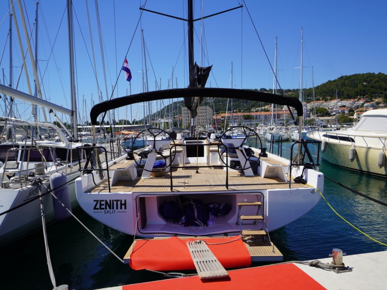 Sailboat hire in Kaštela - Bénéteau First 53
