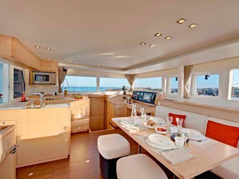 Hire Catamaran with or without skipper Lagoon Vlychada