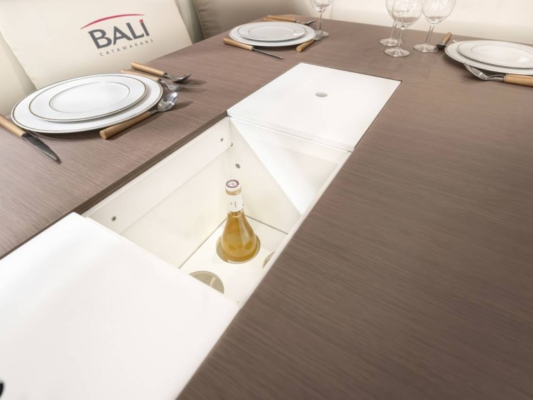 Hire Catamaran Bali with a boat licence