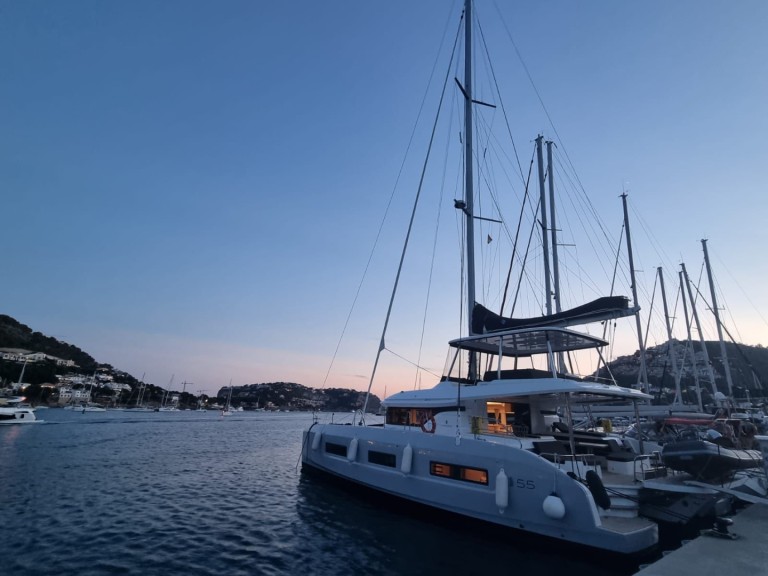 Yacht hire Palma de Mallorca cheap Lagoon 55[G]