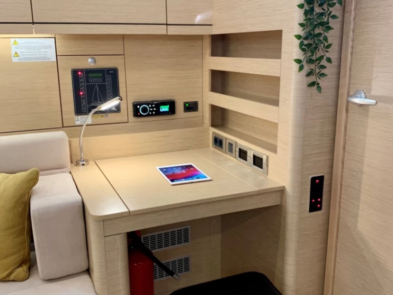 Hire Sailboat with or without skipper Hanse Sami