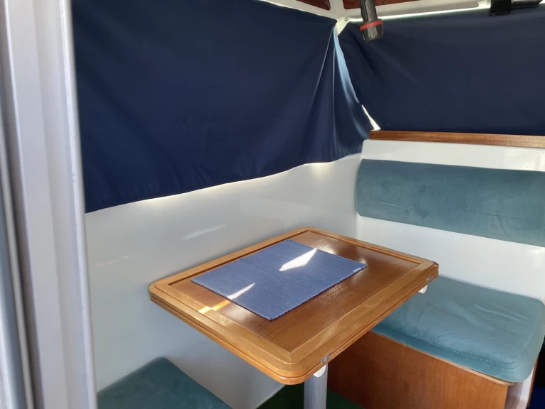 Hire Motorboat with or without skipper Jeanneau La Rochelle