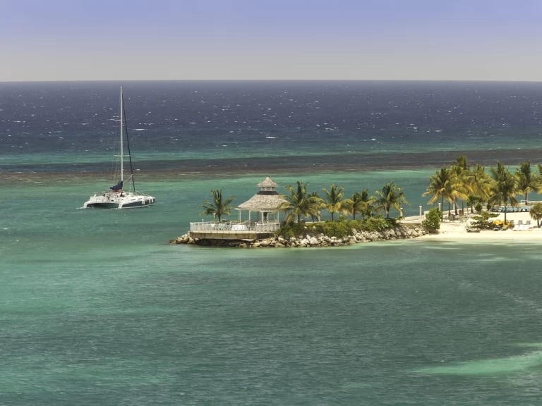 Hire a Custom Custom Ocho Rios