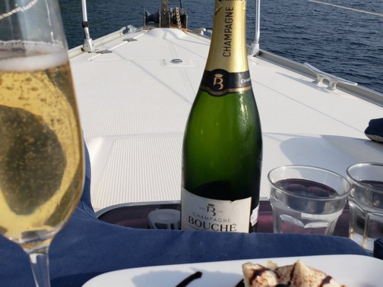 Yacht charter Split - Bavaria Bavaria 44 on SamBoat