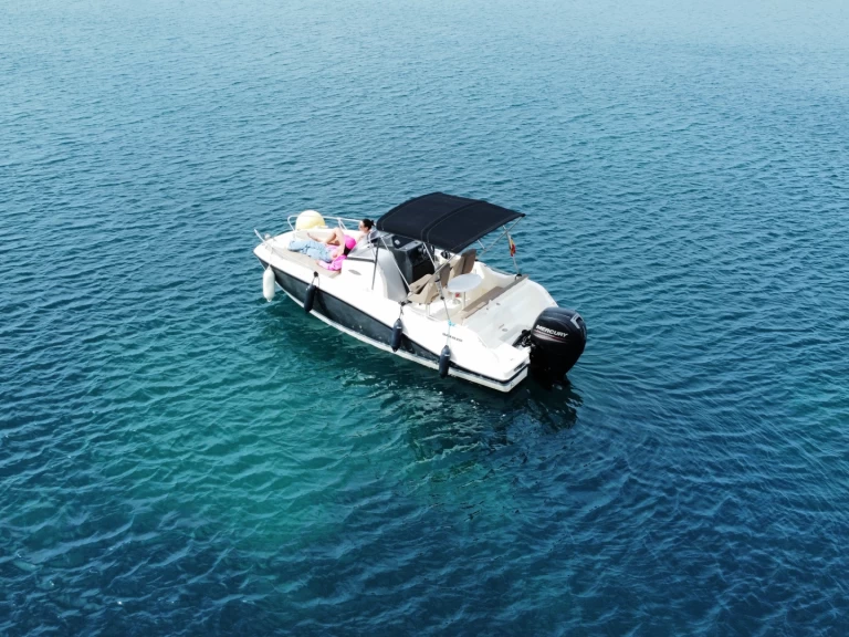 Hire a Quicksilver Activ 605 Sundeck Calp / Calpe