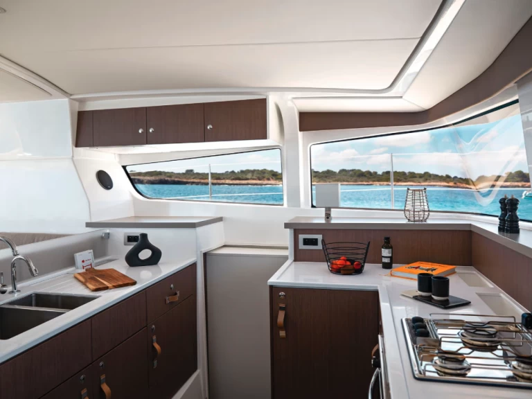 Hire a Bali Bali 4.2 Ajaccio