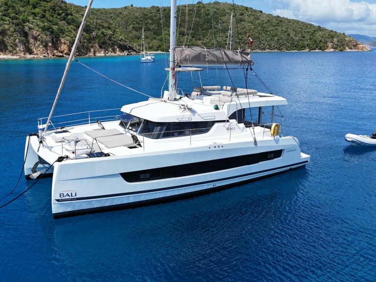 Hire Catamaran Bali with a boat licence