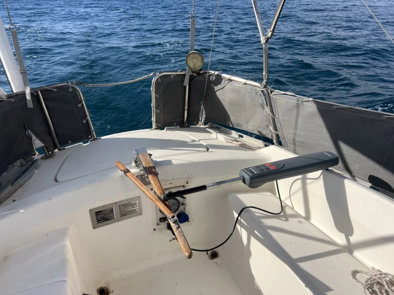 Sailboat to hire France at the best price