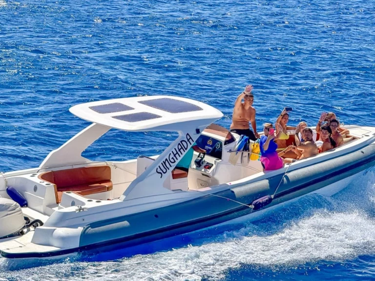 Hire RIB Master with a boat licence