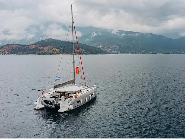 Charter a Excess Excess 11 in Nikiána on Samboat