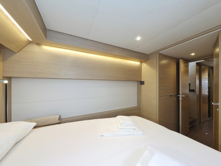 Catamaran to hire Sukošan at the best price