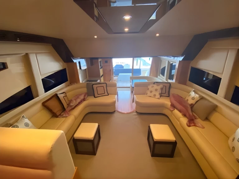 Charter a Custom Made Custom made in La Romana on Samboat