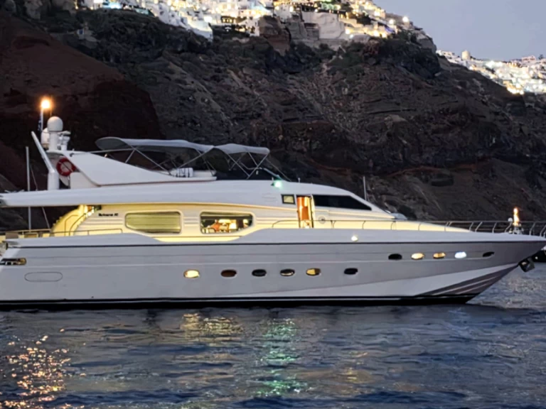 Charter a Posillipo 80 in Mykonos (City) on Samboat