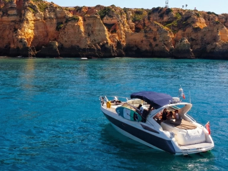 Yacht charter Lagos - Cranchi Endurance 39 on SamBoat